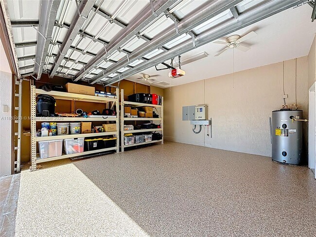 Building Photo - 4268 SW 141st Ave