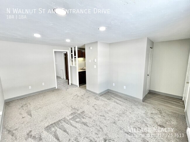 Building Photo - 312 N Walnut St