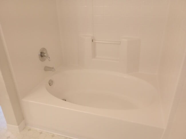 Building Photo - 821 Grand Regency Pointe
