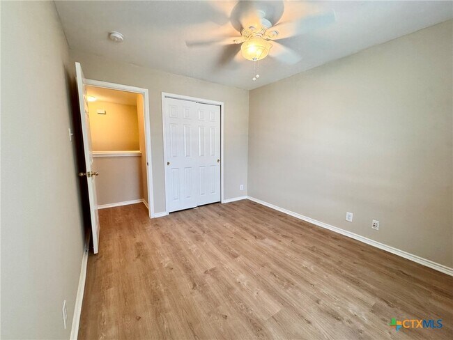Building Photo - 7707 Wexford Hollow