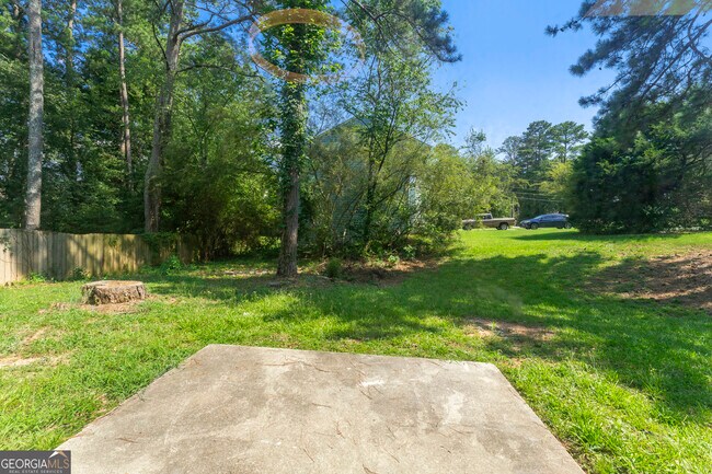Building Photo - 174 Herscu Ct