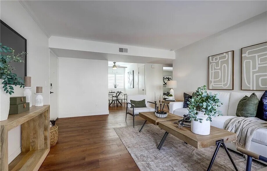 Building Photo - 26142 Serrano Ct