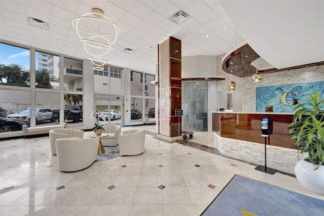 Building Photo - 4100 Galt Ocean Dr