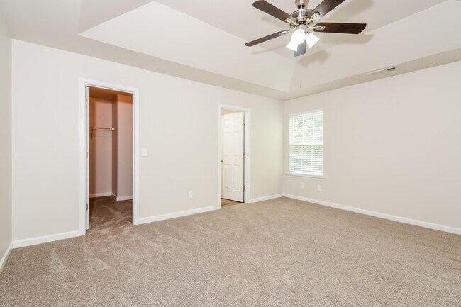 Building Photo - 6734 Brookfield Way
