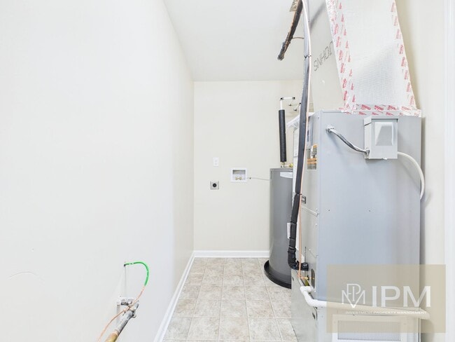 Building Photo - Charming 2 Bedroom 1 Bath Apartment in Dallastown Schools!