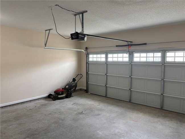 Building Photo - 13 Cottage Trce NW