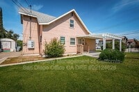 Building Photo - 405 N Juniper St