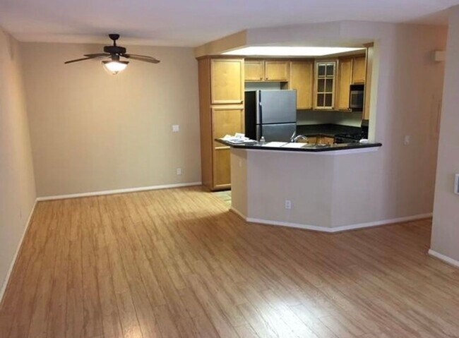 Building Photo - Minutes to the beach - Del Mar Villas -  Coming Soon