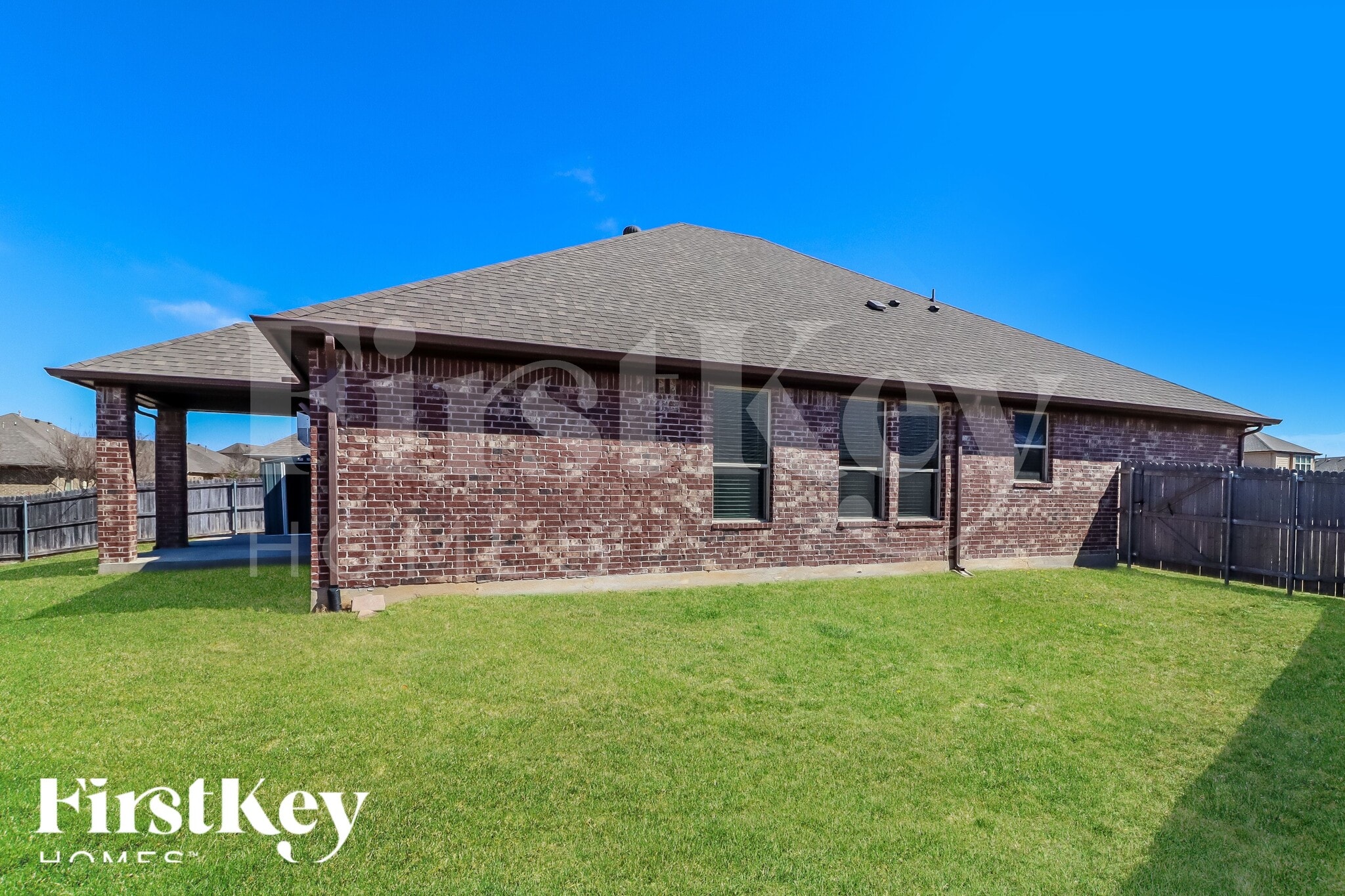 Building Photo - 1005 Destrehan Dr