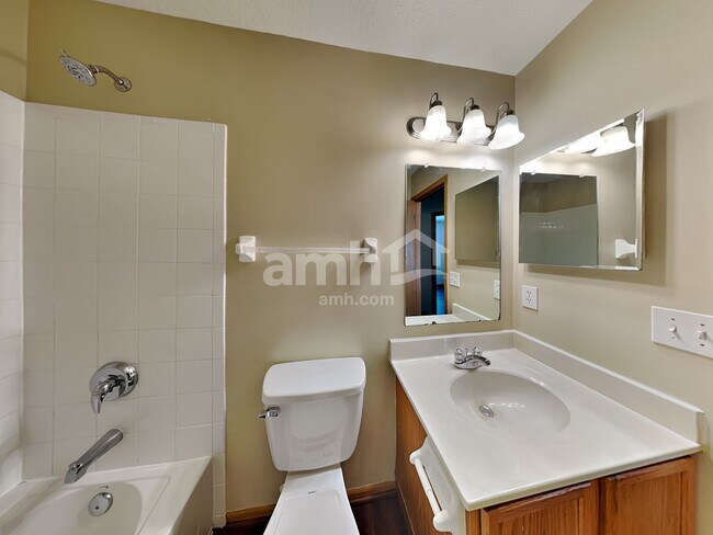 Building Photo - 7736 Powers Ridge Dr