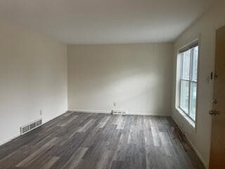 Building Photo - 2005 Vine St