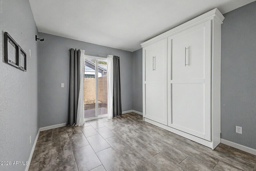 Building Photo - 5209 N 18th Dr