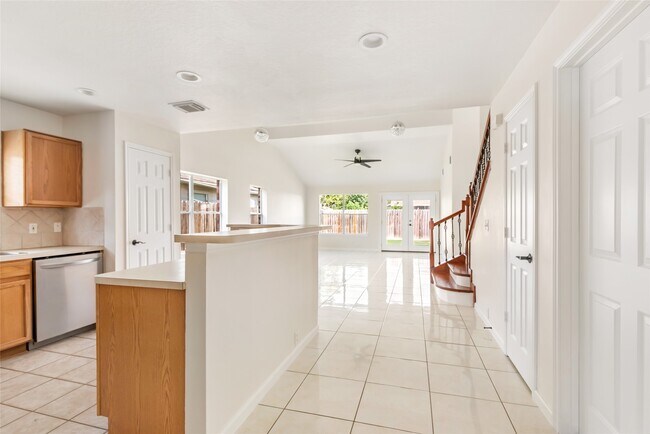 Building Photo - 671 Cypresswood Trce