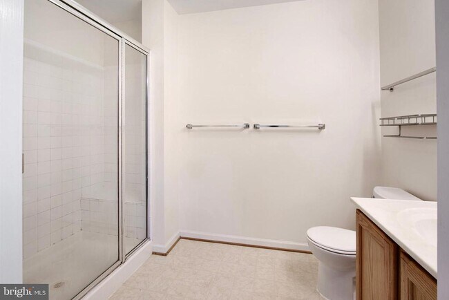 Building Photo - 502 Bradley Ct