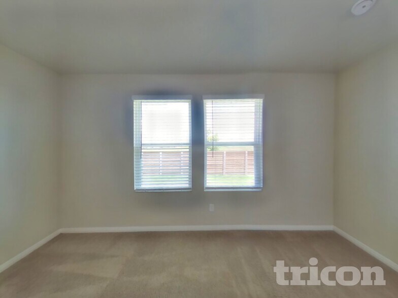 Building Photo - 3505 Gooseneck LN
