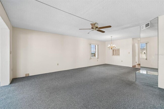 Building Photo - 6960 20th Ave N