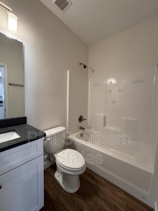 Building Photo - 2 Solis Ct