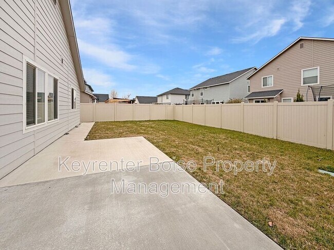 Building Photo - 2929 W Silver River St