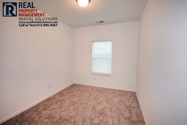 Building Photo - 200 Lightwood Dr