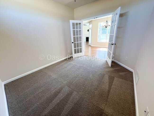 Building Photo - 201 Eisley Ln
