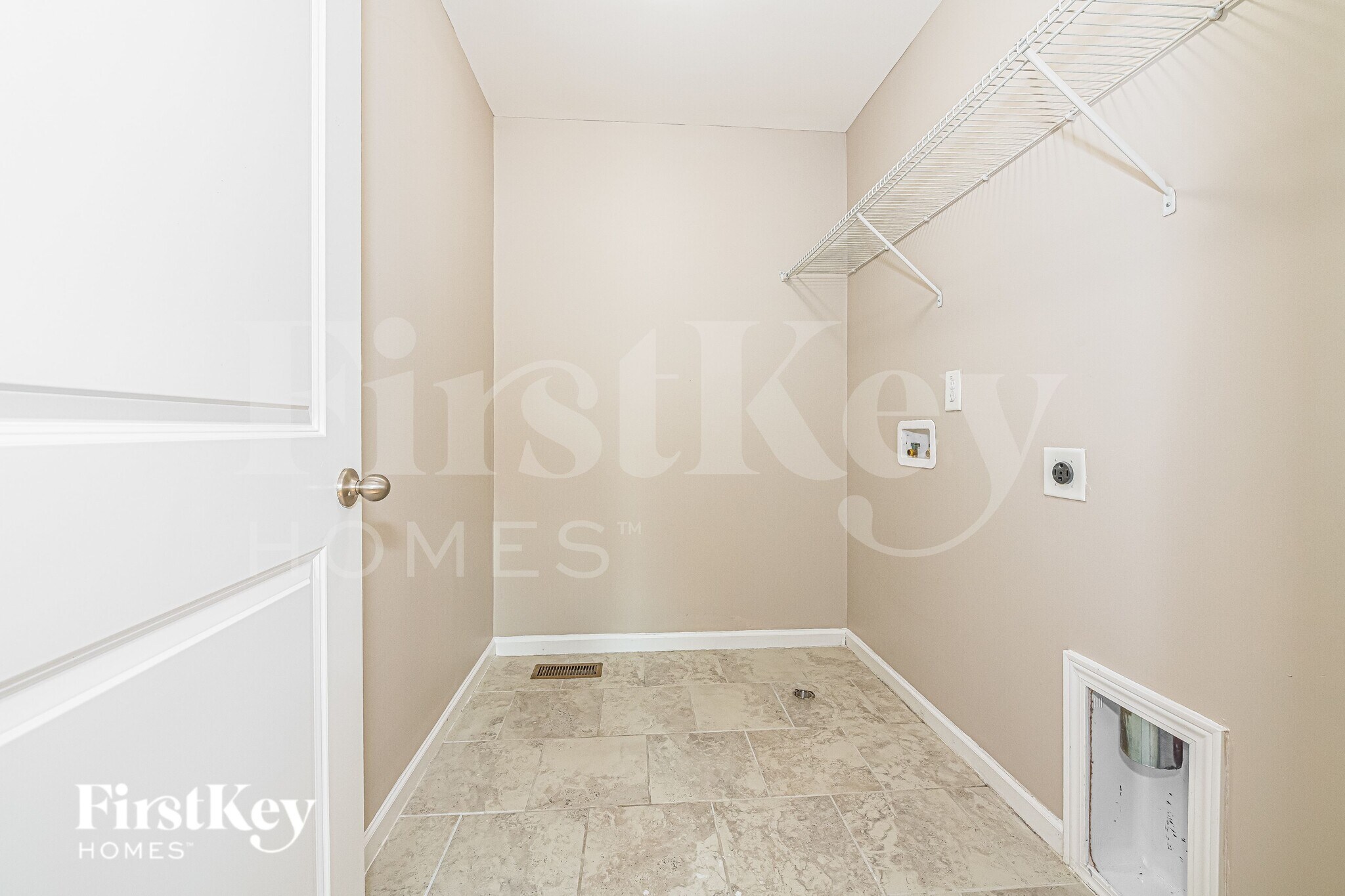 Building Photo - 637 Starry Sky Dr