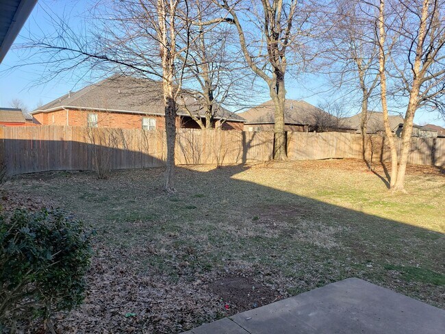 Building Photo - Southwest Springfield - Battlefield Area, ...