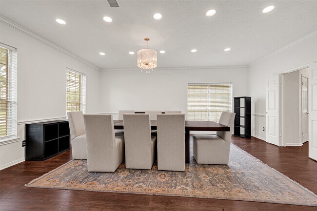 Building Photo - 8307 Summer Reef Dr