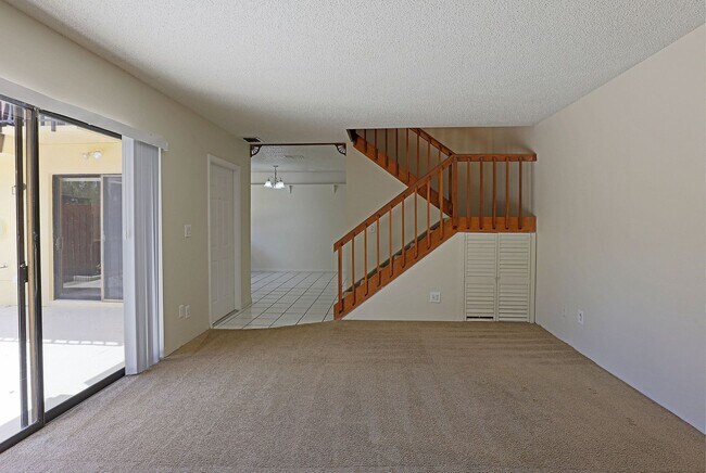 Building Photo - 1556 Park Meadows Dr