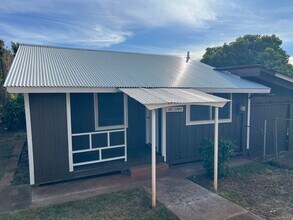 Building Photo - Charming 3-Bedroom Plantation Cottage in K...