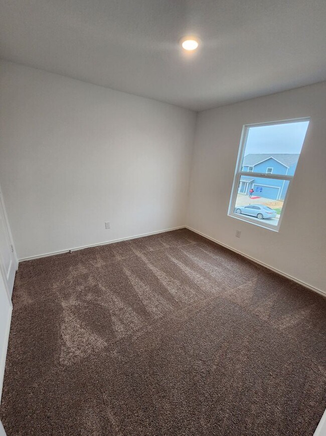 Building Photo - 4-bed, 2-bath gem in Hidden Trails- Bulverde TX- 4/2/2-6013 Companion Loop