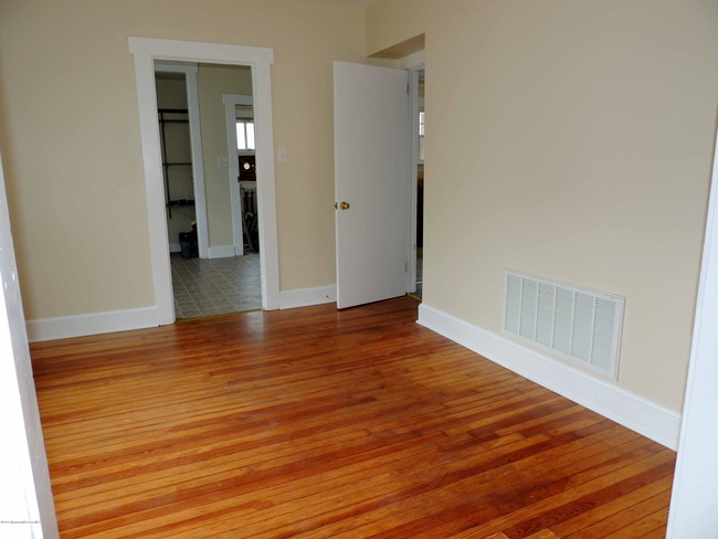 Building Photo - 607 Navesink Ave