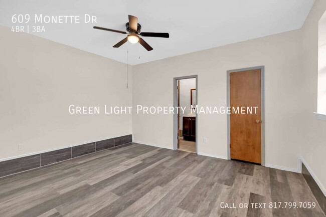 Building Photo - 609 Monette Dr