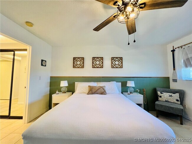 Building Photo - 2400 S Ocean Dr