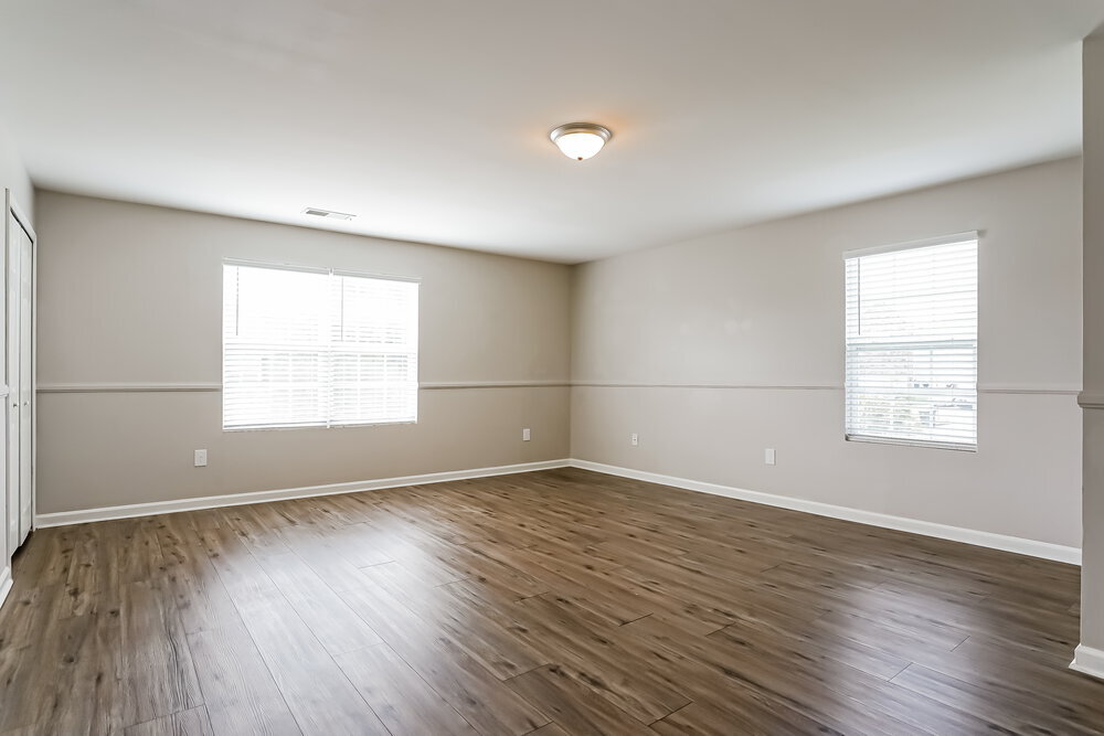 Building Photo - 618 Twain Town Dr