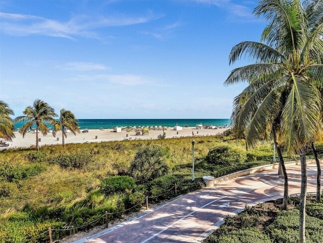 Building Photo - 100 Lincoln Rd