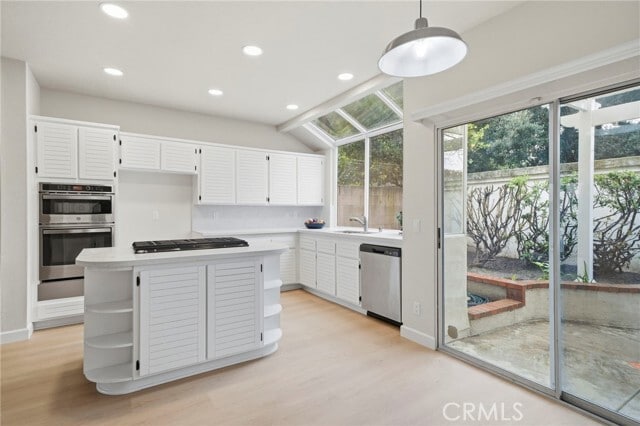 Building Photo - 5 Belcanto