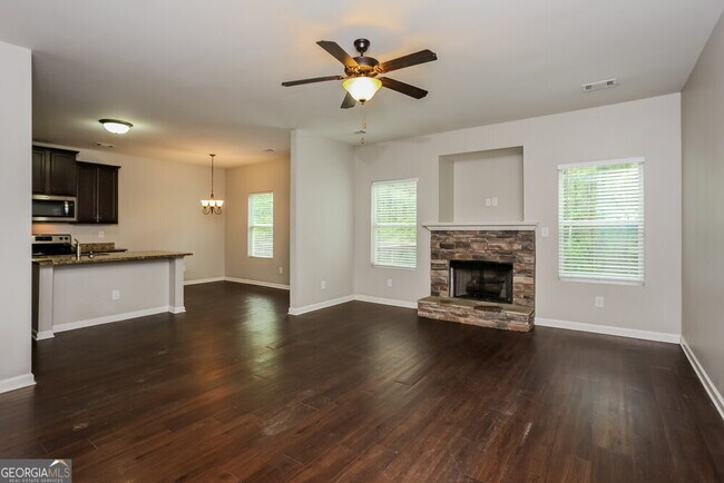 Building Photo - 214 Bethany Manor Ct