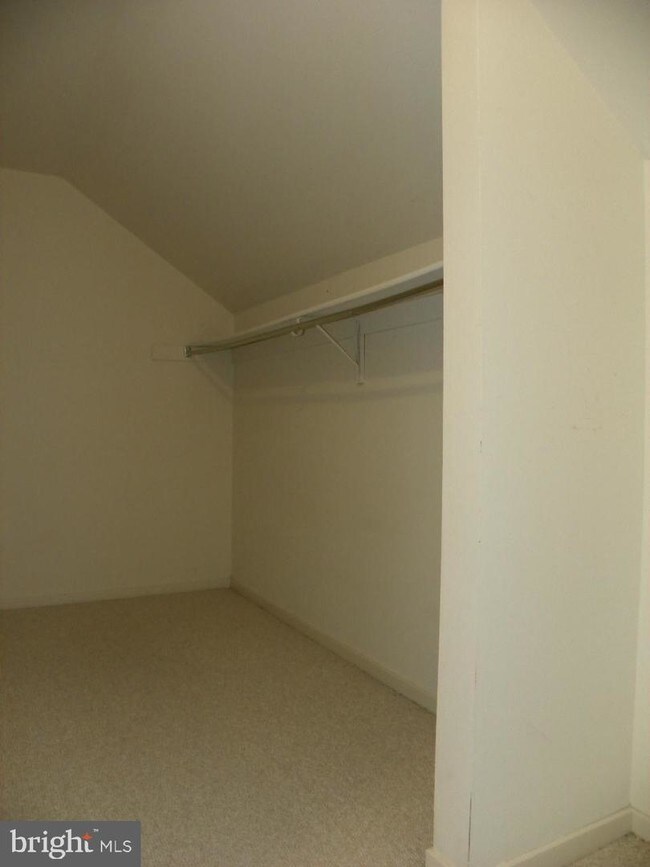 Building Photo - 5407 Lister Ct