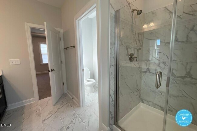 Building Photo - 105 Chesapeake Way