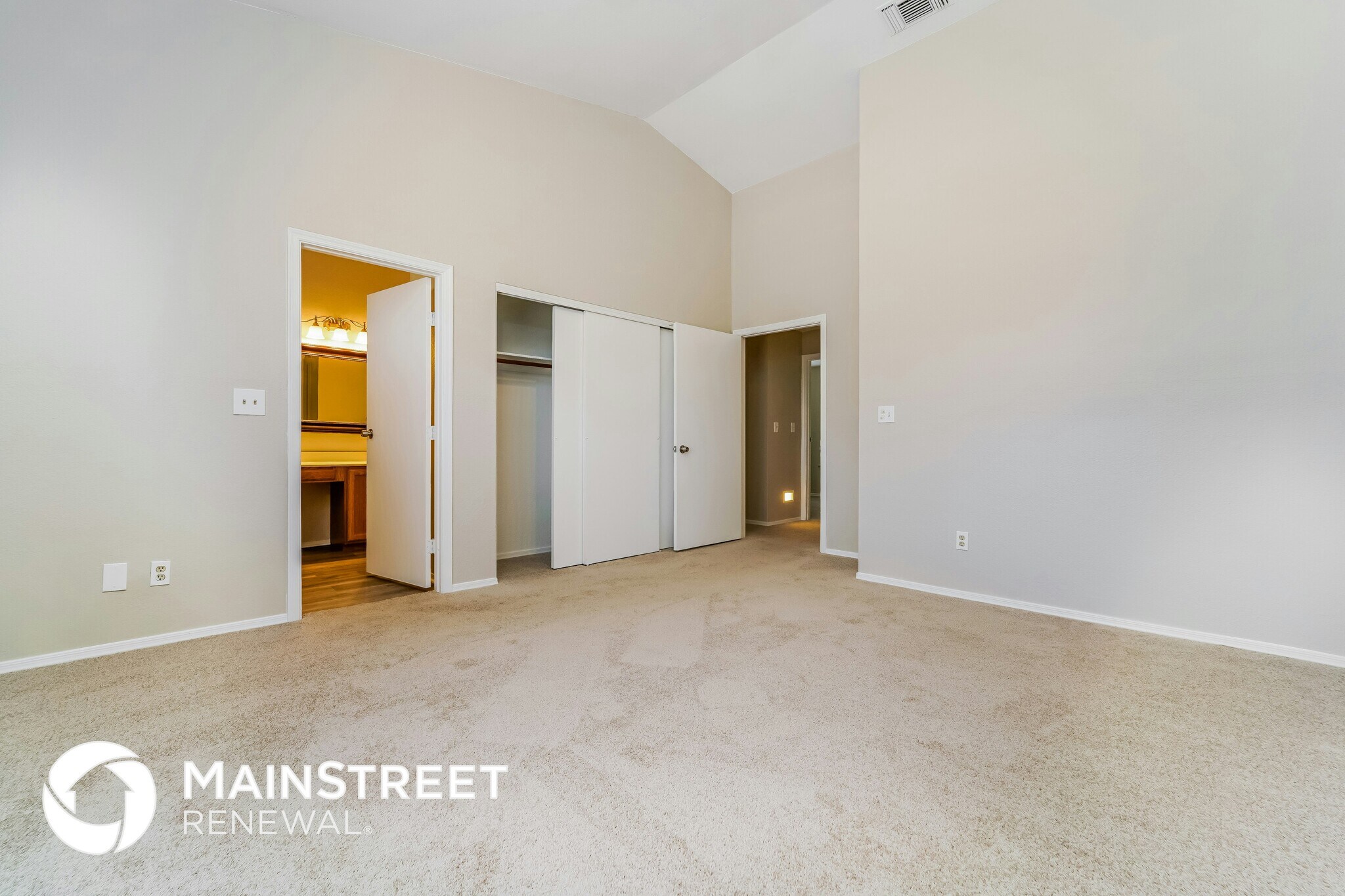 Building Photo - 5055 Nighthawk Way