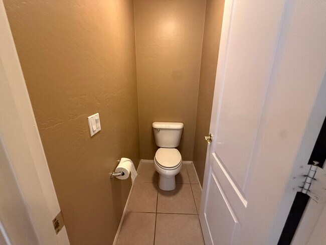 Building Photo - 4487 S Rock St