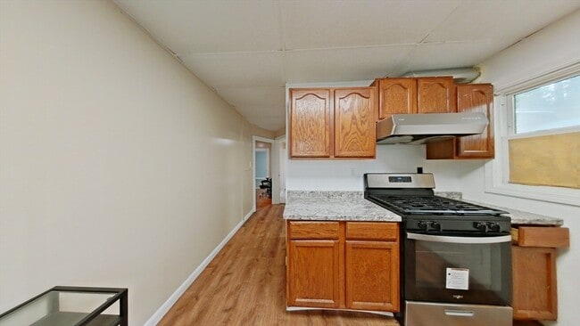 Building Photo - 74 Holbrook Rd