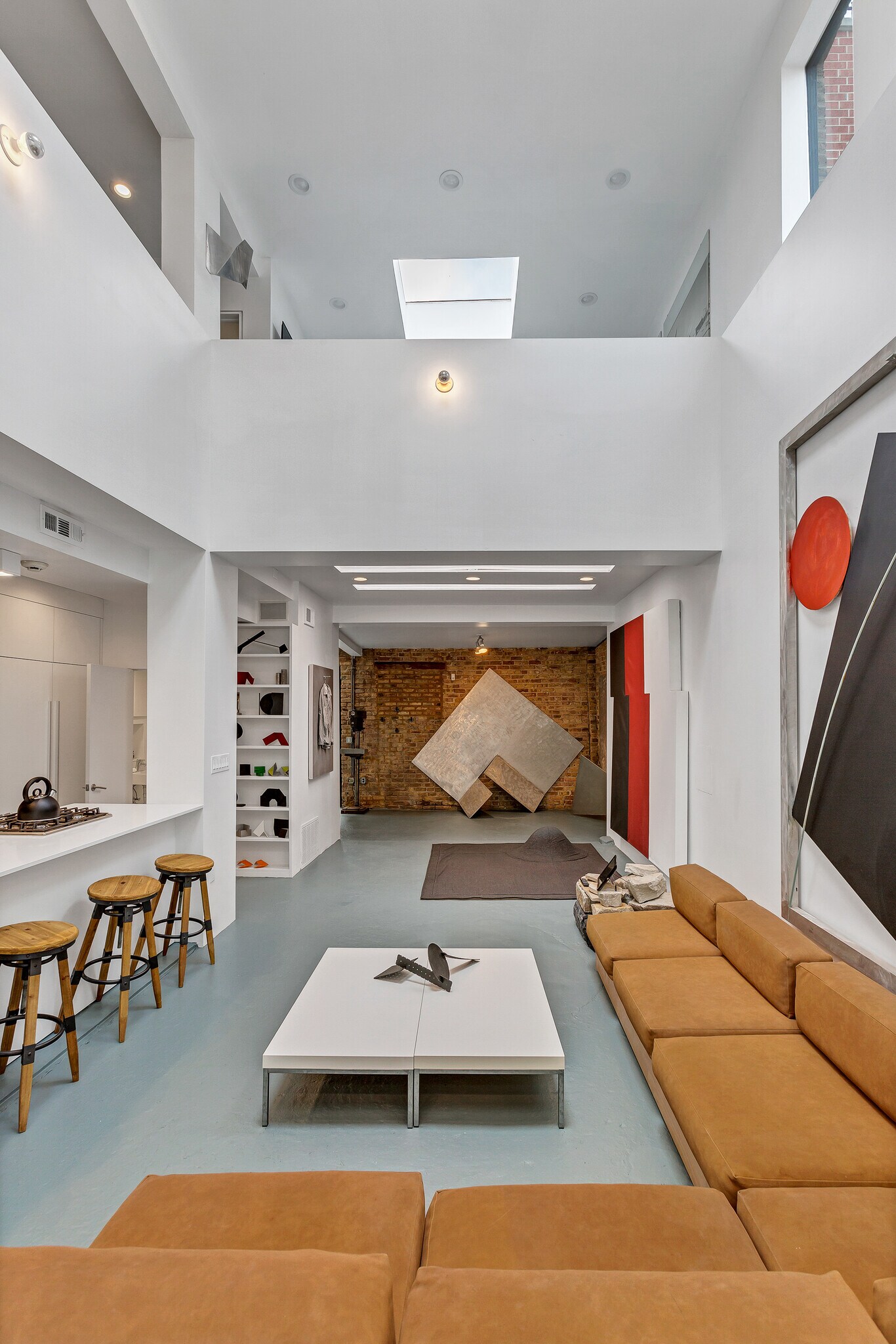 Building Photo - 2231 N Wayne Ave