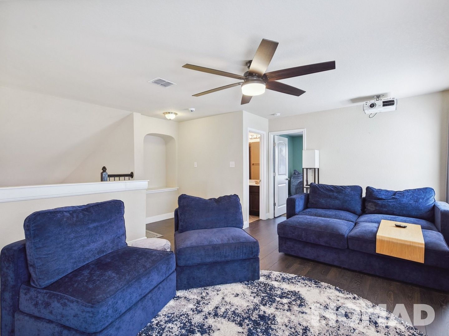 Building Photo - 6044 Akin Song