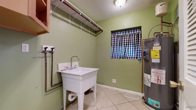 Building Photo - 31 S Tealwood Dr