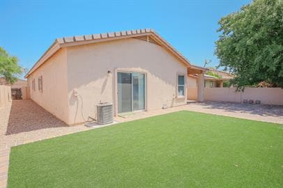 Building Photo - Rancho Sahuarita!!