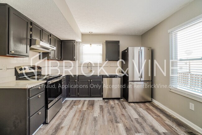 Building Photo - 7463 Grand Haven Court