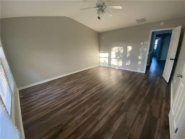 Building Photo - 2922 Briaroak Dr
