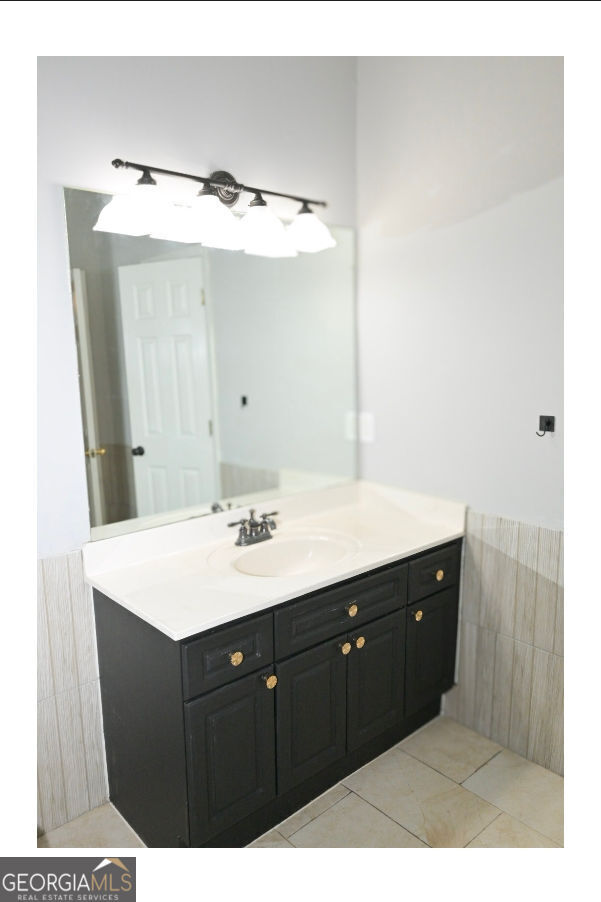 Building Photo - 3885 Waterford Dr