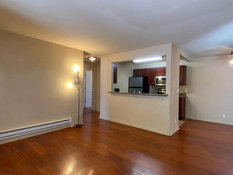 Building Photo - 3268 Red Cedar Terrace